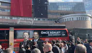 CHP Genel Merkezi Önünde Gerginlik: Su Şişeleri Havada Uçuştu