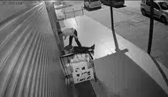 Ankara’da Yaşlı Adamı Darp Edip Parasını Gasp Etti