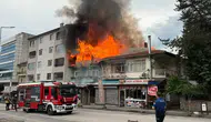 Kızılcahamam’da İki Katlı Binanın Çatısında Yangın Çıktı