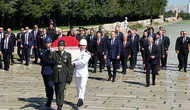 Polonya Cumhurbaşkanı Nawrocki Anıtkabir’i Ziyaret Etti
