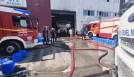Kahramankazan'da Kimyasal Fabrika Yangını Yan Binaya Sıçradı