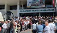 Çankaya Belediyesine Operasyon Sonrası Belediye Önünde Yoğunluk Yaşandı