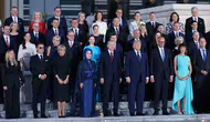 NATO Liderleri Cumhurbaşkanlığı Külliyesi'nde Aile Fotoğrafı Çektirdi