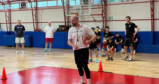 EuroLeague Yıldızı Arturas Milaknis Ankara'da Gençlerle Buluştu