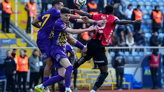 Gençlerbirliği Deplasmanda Son Dakikada Yıkıldı