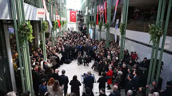 Mansur Yavaş, Yıkılmayı Bekleyen Esat Semt Hali'ni Kültür Merkezi Olarak Ankara'ya Kazandırdı