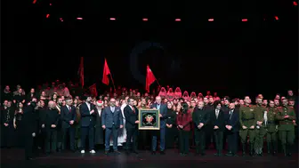 MEB'den Çanakkale'ye Özel Tiyatro: 'Şüheda 1915' Beştepe'de Sahnelendi