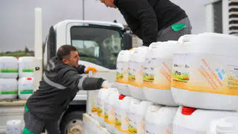 ABB’den üreticiye sıvı gübre desteği: 916 çiftçiye 177 bin litre dağıtıldı