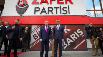 Özgür Özel’den Ümit Özdağ’a Ziyaret: Sert Açıklamalar