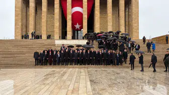 Anıtkabir’de 23 Nisan Töreni: Devlet Erkanı Atatürk’ü Andı