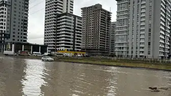 Ankara’da Sağanak Hayatı Felç Etti: Caddeler Göle Döndü