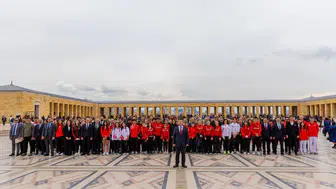 TMOK Başkanı Çakır ve Heyet Anıtkabir’i Ziyaret Etti