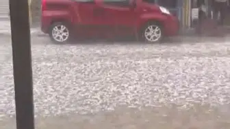 Bala’da Dolu Yağışı Etkili Oldu: İlçe Beyaza Büründü