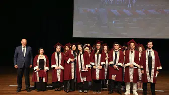 AHBVÜ İletişim Fakültesi’nde Mezuniyet Coşkusu Yaşandı