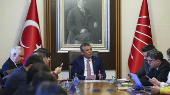Özgür Özel’den Yeni Parti İddialarına Açıklama
