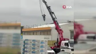 Ankara'da Tehlikeli Hareket: Vinçte Sallanan Kişi Kamerada
