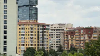 Ankara'da Trump'ın Kalacağı Otelin Karşısına Filistin Bayrağı Asıldı