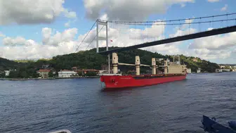 İstanbul Boğazı'nda Gemi Arızası: Trafik Çift Yönlü Durduruldu
