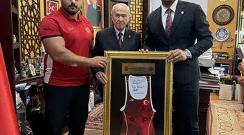 Taha Akgül ve Rıza Kayaalp'ten MHP Lideri Bahçeli'ye Ziyaret