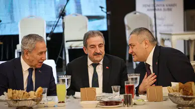 Özarslan, Yeni Dünya Vakfı İftarında: 'Vakıflar Yaşarsa Değerlerimiz Yaşar'