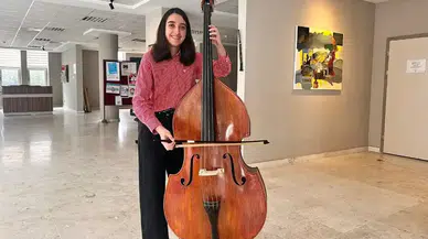 Ankara’da 13 Yaşındaki Lidya’nın “Absolut Kulak” Yeteneği Hayran Bırakıyor