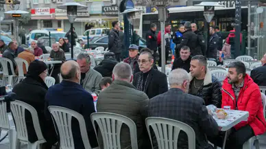 Etimesgut Belediyesi Ahi-Kent Lokantası'nda İftar Sofrası Kurdu