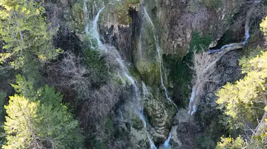 Ankara’da Saklı Cennet: Uyuzsuyu Şelalesi Doğaseverleri Büyülüyor