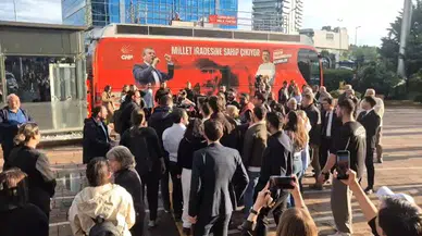 CHP Genel Merkezi Önünde Gazetecilere Saldırı