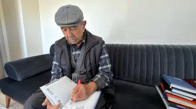 Ankara’da 59 Yıldır Günlük Tutan Adam Tarihe Not Düşüyor