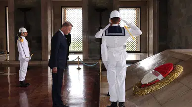 AB Büyükelçisi Aivo Orav Anıtkabir’i Ziyaret Etti