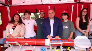 Keçiören’de Mobil Dijital Gençlik Merkezi Hizmete Açıldı