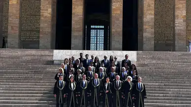 Uyuşmazlık Mahkemesi 81. Kuruluş Yılında Anıtkabir'i Ziyaret Etti