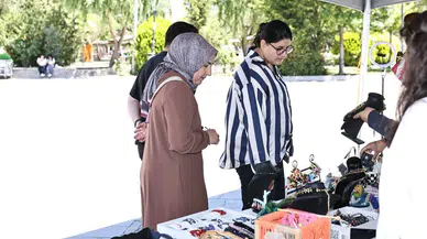 Gölbaşı UYUM öğrencilerinin el emeği sergisi yoğun ilgi gördü