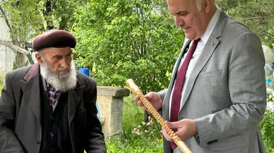Kızılcahamam Belediye Başkanı 93 Yaşındaki Baston Ustasını Ziyaret Etti