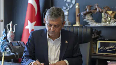 Özgür Özel CHP'den İstifa Etti: 91 Vekille YENİ Parti Kuruldu
