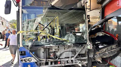 Ankara'da EGO Otobüsü İş Yerine Girdi: 7 Kişi Yaralandı