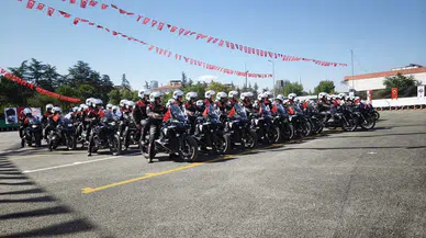 Ankara'da 67 Yeni Yunus Polis Göreve Uğurlandı