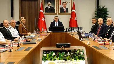 Bakan Çiftçi Kaçakçılık ve Organize Suçlarla Mücadeleyi Değerlendirdi