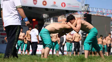 Keçiören'de Karakucak Güreş Festivali'nde Pehlivanlar Ödüllendirildi