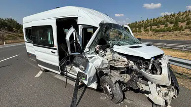 Ankara Çevreyolu'nda Servis Kazası: 1'i Ağır 7 Yaralı