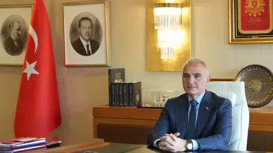 Sardes'te 2 Bin 500 Yıllık Anıtsal Heykel Gün Yüzüne Çıkarıldı