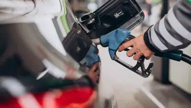 Akaryakıta Cumhuriyet Tarihinin En Büyük Zammı: Motorine 12,45 TL, Benzine 3,68 TL Artış