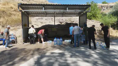Ankara'da 3 Günlük Su Kesintisi Sonrası Vatandaşlar Çeşmelere Koştu