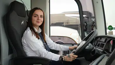 Hosteslikten Otobüs Kaptanlığına: Serenay Göç Kadınlara İlham Oluyor