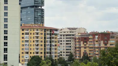 Ankara'da Trump'ın Kalacağı Otelin Karşısına Filistin Bayrağı Asıldı