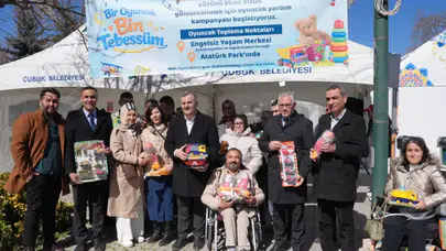 Çubuk Belediye Başkanı Demirbaş'tan Depremzede Çocuklara Oyuncak Desteği