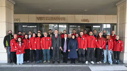 10. Ulusal Antarktika Bilim Seferi Tamamlandı: Türk Bilim İnsanları Yurda Döndü