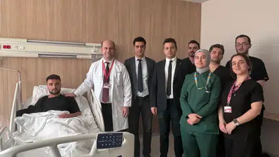 Kopan Sinirler Bacağından Alınan Nakille Onarıldı: Genç Hastaya İkinci Şans