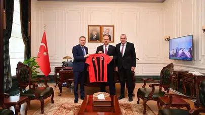 Gençlerbirliği Başkanı Çakmak’tan Vali Canbolat’a Ziyaret