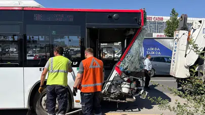 Ankara’da EGO Otobüsü Kaza Yaptı: 1 Ölü, 9 Yaralı